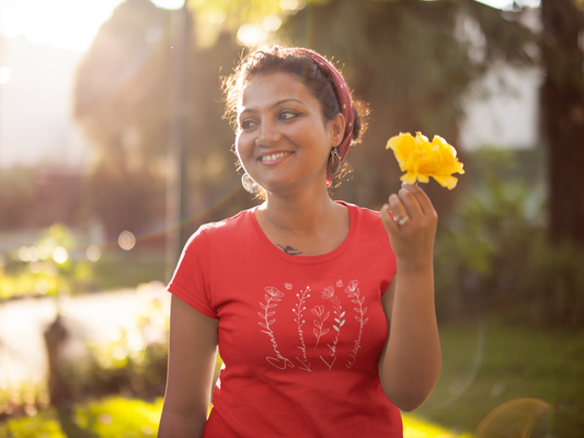 Floral Spread Love like Wildflowers - Women's Softstyle Tee